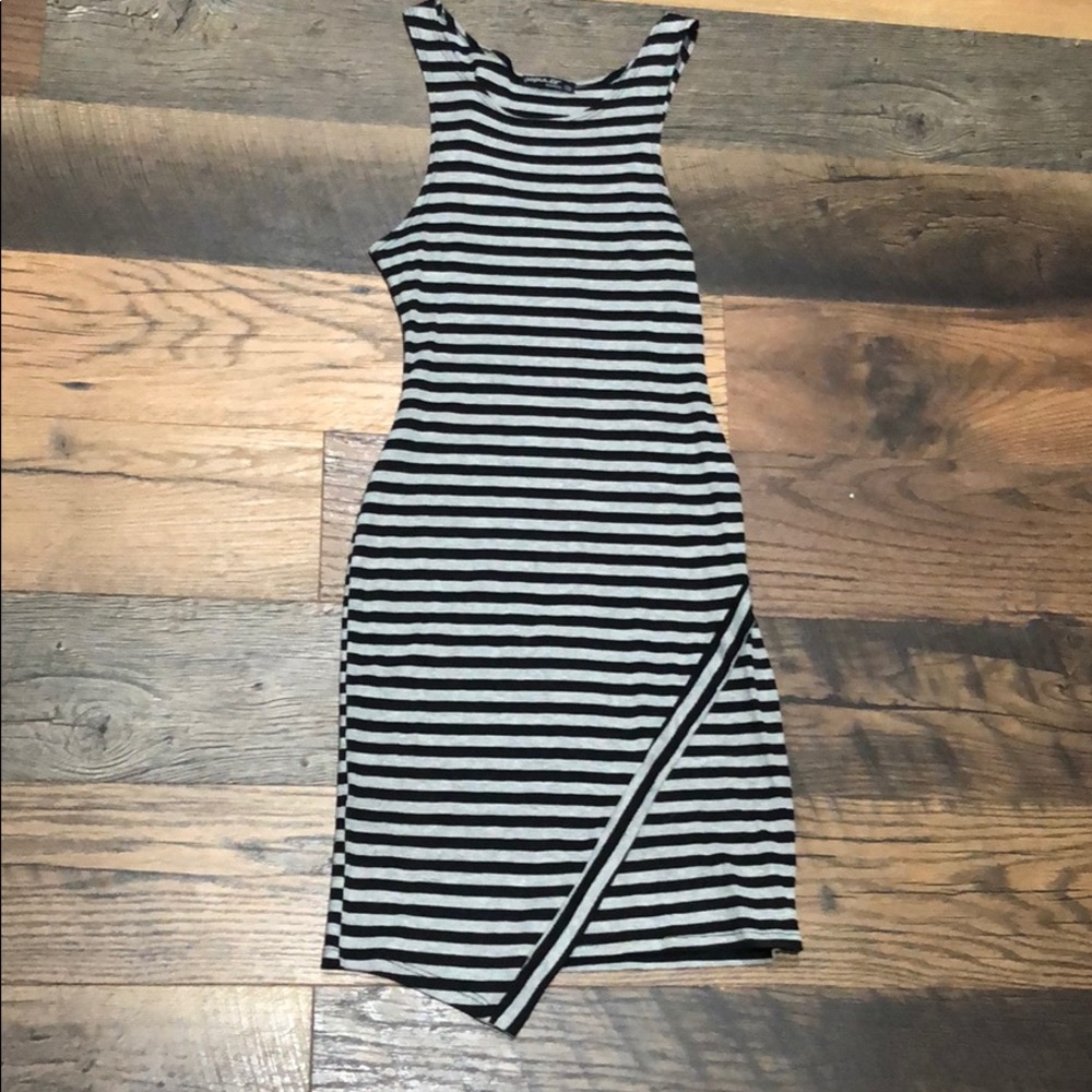 Women’s dress